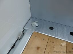 MÜLLER-MITTELTAL 3-achs mit Radmulden, 2 Ladehöhen, Klapprampen