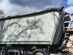 Schmitz Cargobull 3-Achser 48 qubik Getreidekipper