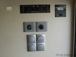  Kombination Dodge RAM 1500 und Homar Wohnsattelauflieger