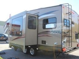 Cougar Kombination Dodge RAM 1500 und Cougar by Keystone 25RKS Wohnsattelauflieger