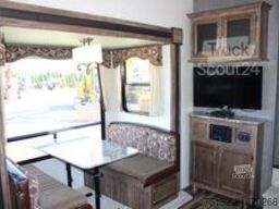 Cougar Kombination Dodge RAM 1500 und Cougar by Keystone 25RKS Wohnsattelauflieger