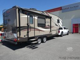 Cougar  Keystone  + RAM  1500 Kombination Dodge RAM 1500 und Cougar by Keystone 25RKS Wohnsattelauflieger
