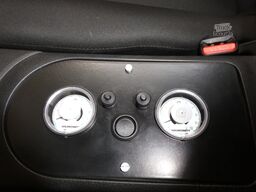 Isuzu D - Max Space Cab L Automatik mit 3 Seitenkipper