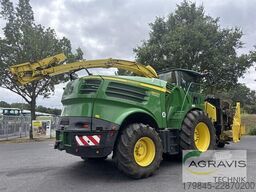 John Deere 8800I Allrad + Kemper 490 Plus + Pickup 639