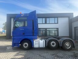 MAN TGX | Lifting axle | Steering axles | Retarder ...