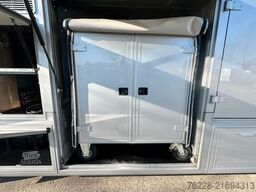 MERCEDES-BENZ Pferdetransporter