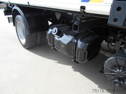 Isuzu M21 RIBALTABILE TRILATERALE