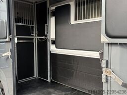 Renault Master Automaat Paardenwagen hengsten uitvoerin...