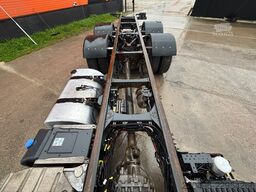 Volvo FH 650 6x4 CHASSIS L=8022 mm