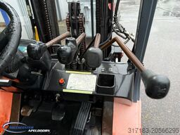 Toyota 7FDF25 Triplo, Extra functies