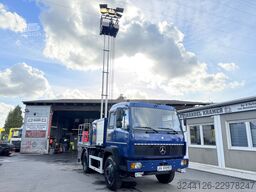 MERCEDES-BENZ 917 AF ALLRAD/4X4/Lichtmastwagen/Schlafkabine/