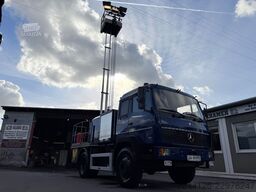 MERCEDES-BENZ 917 AF ALLRAD/4X4/Lichtmastwagen/Schlafkabine/