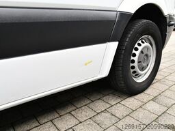 MERCEDES-BENZ Sprinter 313 CDI Kasten Glasreff L2H2 RWD Glass