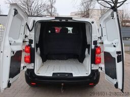 OPEL Nr. 8 Vivaro / 1.Hand / DoKa / AHK / Klima /Navi
