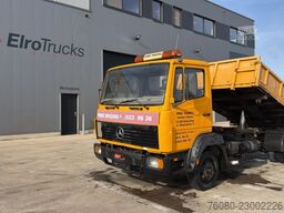 Mercedes-Benz SK 814 (MANUAL PUMP / POMPE MANUELLE / LAMES / ...