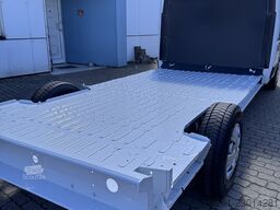 Peugeot Boxer Plattformfahrgestell L3 BHDi140