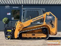 Mustang 2100RT joystick besturing - Bocat betonmixer - ...