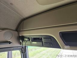 MERCEDES-BENZ ACTROS 1843