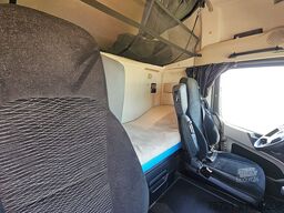 MERCEDES-BENZ ACTROS 1843