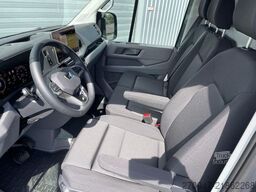 MAN TGE 3.200 L3H3 Kasten 4x4 AHK NAVI PDC KLIMA