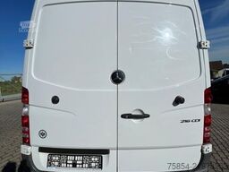 MERCEDES-BENZ Sprinter II Kasten 216CDI