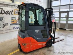 Toyota 8FBET15 / Batterie  HH: 4.3m! / 2.849h