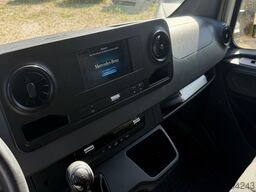 Mercedes-Benz Sprinter 317