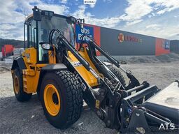 JCB 413S