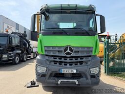 Mercedes-Benz AROCS 3240 8x4 TRIDEM PRITSCHE + KRAN HIAB 211 ...