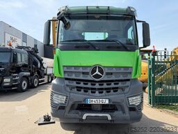 Mercedes-Benz AROCS 3240 8x4 TRIDEM + HIAB CRANE 211 E-6 HIPR...