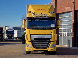 DAF XF 510 SpaceCab 6x2 - Box with side doors - Loa...