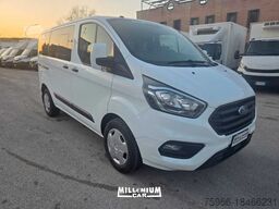 FORD CUSTOM 9 POSTI 2019