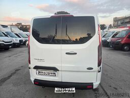 FORD CUSTOM 9 POSTI 2019
