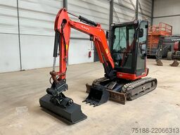 Kubota U 27-4