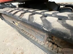 Kubota U 27-4