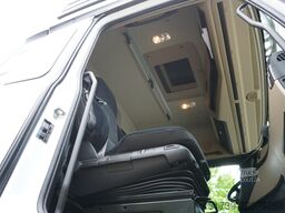 Mercedes-Benz Actros 2540 6×2 / 40 tho. km! / NEW body