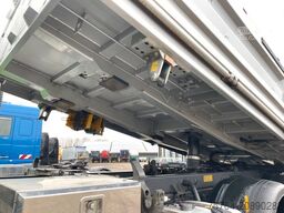 MERCEDES-BENZ 3351 Arocs/ABNEHMBARER Kran/Kipper/Bordmatik/6x6