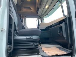 FORD F-Max 500 / 4x2 / Retarder / Navi / 1. Hand