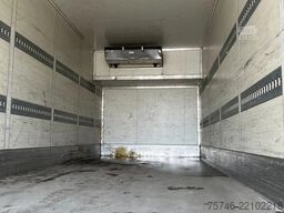 Schmitz Cargobull 4x WKO Lafette mit Tiefkühlkoffer-Wechselbrücke