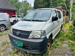 Toyota Hiace 4WD Van