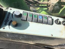 Sennebogen 850R with hydraulic rotating grapple