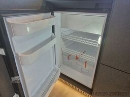 HYMER/ERIBA Venture S AUTOMATIK, AHK, SCHLAFDACH