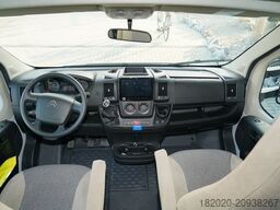 CARADO A 361 Pro (46) SAT, Navi, Stützen