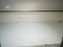 CARADO A 361 Pro (46) SAT, Navi, Stützen