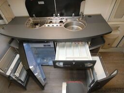 HOBBY DE LUXE EDITION 440 SF