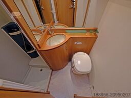 EURAMOBIL C 662 HB/Festbett/Garage/Markise/en