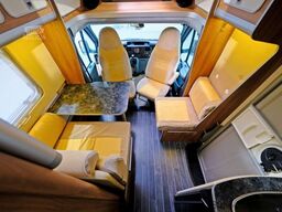 WESTFALIA West Van/Festbett/AHK/Markise/Panoramafenster