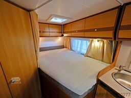 CARADO T 345/Festbett/Standklima/Markise/Solaranlage