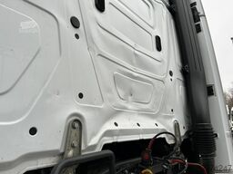 Mercedes-Benz Actros 1842 Gigaspace / 430 dkm / NL Truck / AP...