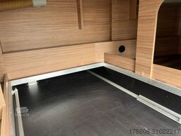 WEINSBERG CaraCompact 600 MF Auto, Mj.26, S7 Fenster,  uvm